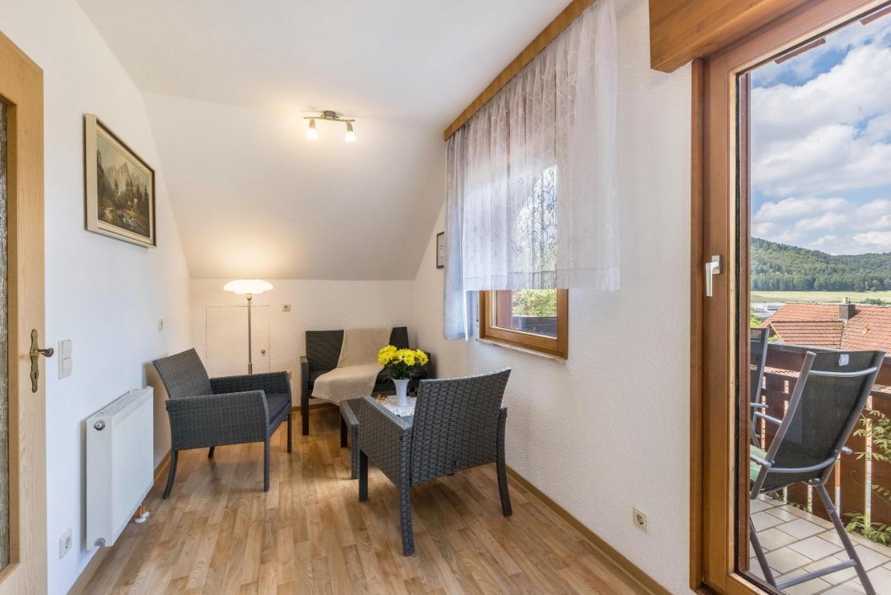 Ferienwohnung Haus Am Wald Messstetten 外观 照片